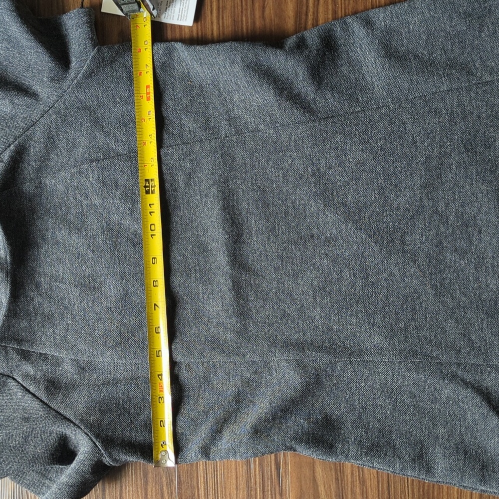 Elegant Gray Women's Dress - Picture 8 of 9